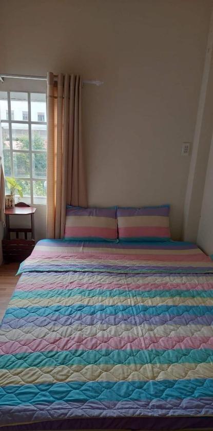 Phòng Giường Đôi Hạng Bình Dân Phòng Giường Đôi Hạng Bình Dân