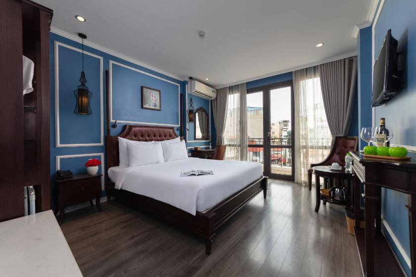 Suite Junior Có Ban Công