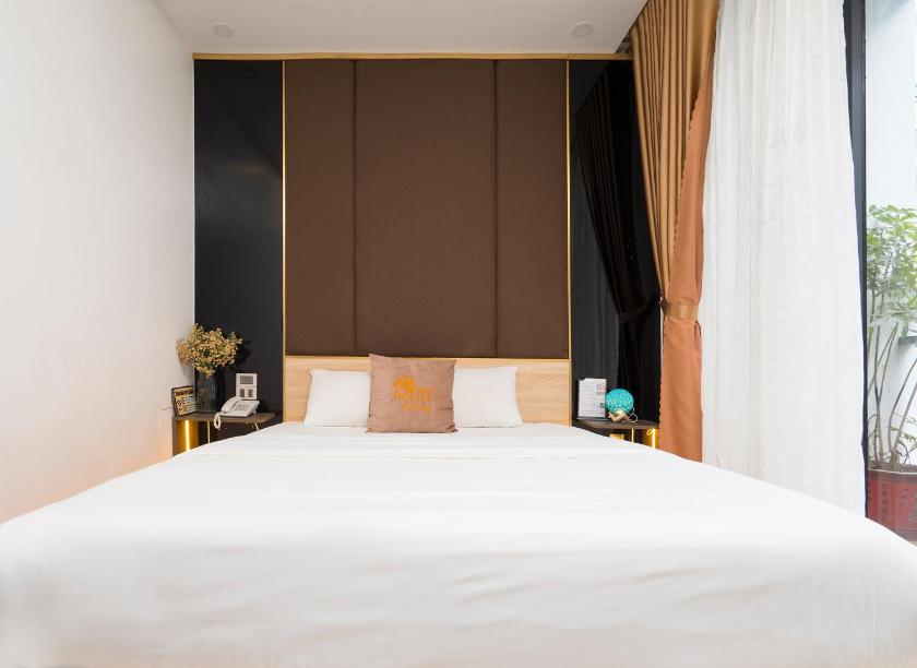 Phòng Có Giường Cỡ Queen Với Ban Công Phòng Có Giường Cỡ Queen Với Ban Công