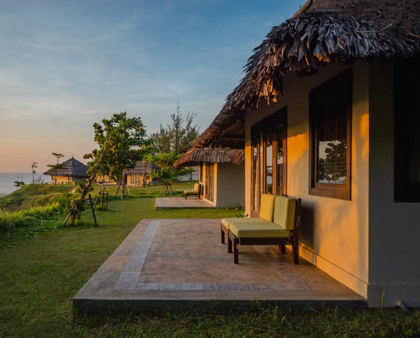 Bungalow Tiêu Chuẩn Giường Đôi Nhìn Ra Biển