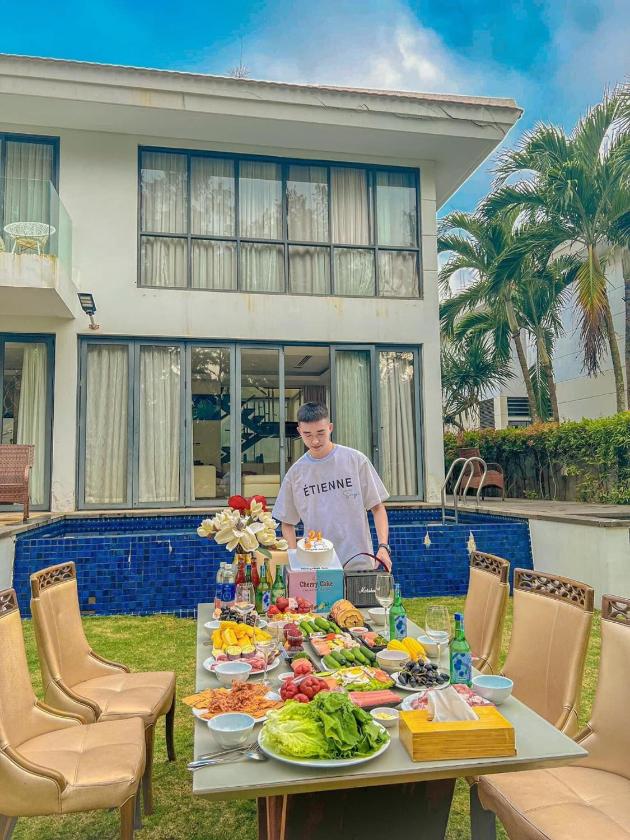 Biệt Thự Có Hồ Bơi Riêng