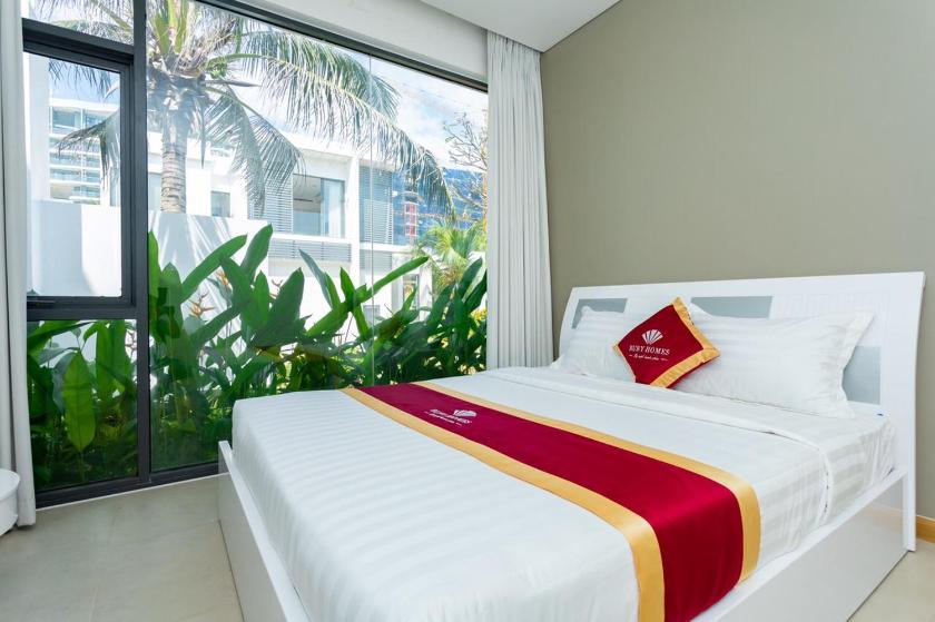 Biệt Thự Có Hồ Bơi Riêng Biệt Thự Có Hồ Bơi Riêng