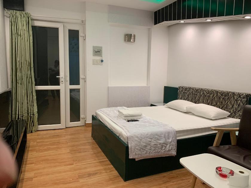 Phòng Deluxe (2 Người lớn + 1 Trẻ em)