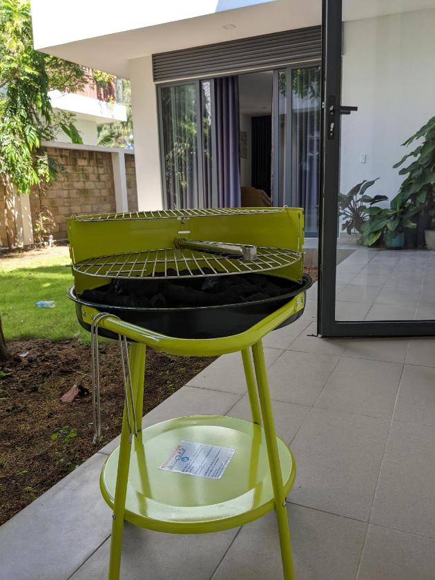 Biệt Thự - Trước Biển