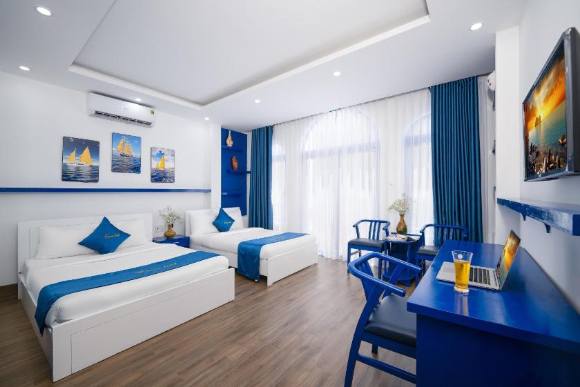 Phòng 4 Người Có Ban Công