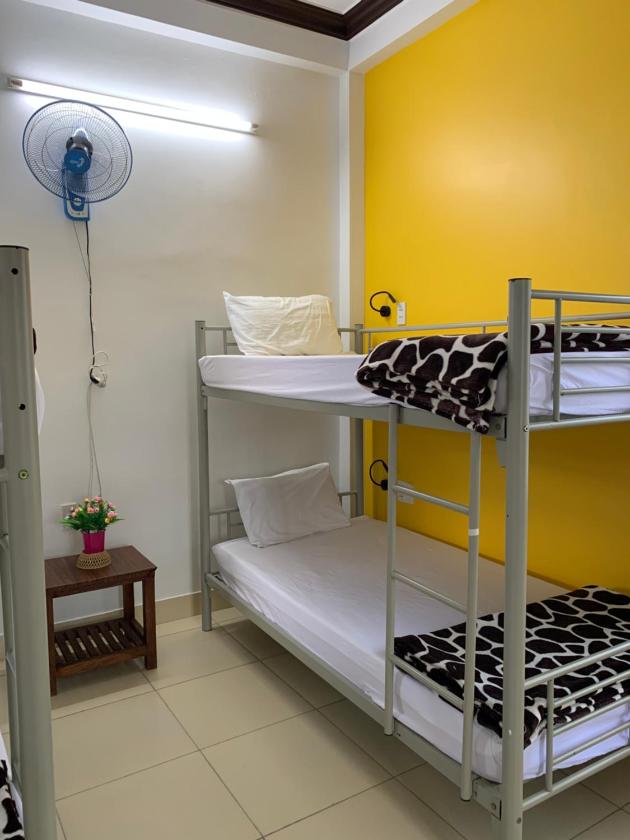 Giường Trong Phòng Nghỉ Tập Thể 8 Giường Cho Cả Nam Và Nữ Giường Trong Phòng Nghỉ Tập Thể 8 Giường Cho Cả Nam Và Nữ