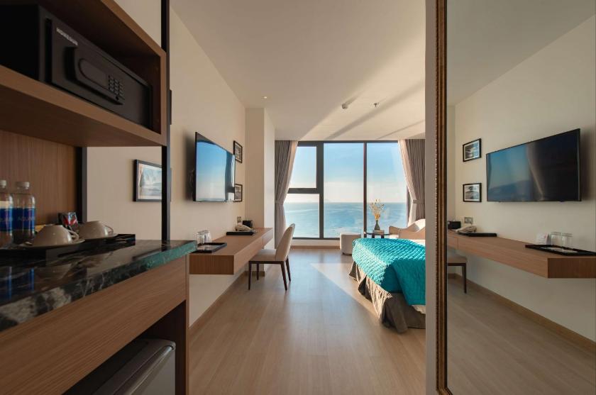 Phòng Deluxe Giường Đôi Nhìn Ra Biển Phòng Deluxe Giường Đôi Nhìn Ra Biển
