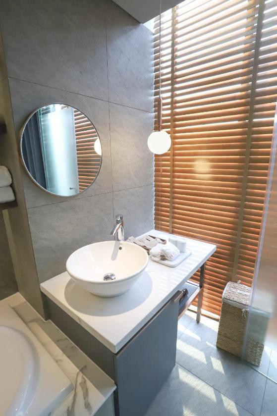 Premium Bathtub Premium Bathtub