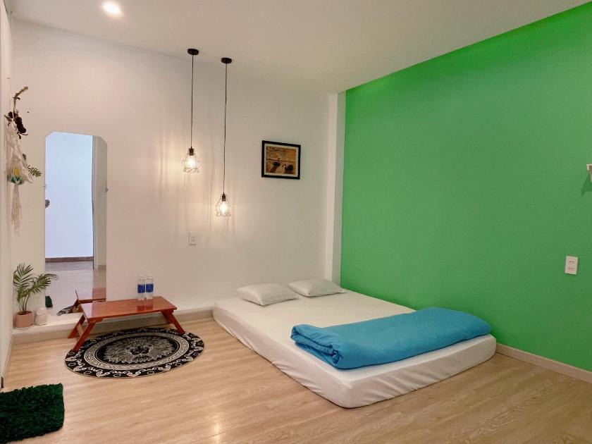 Phòng Deluxe (2 Người lớn + 1 Trẻ em) Phòng Deluxe (2 Người lớn + 1 Trẻ em)