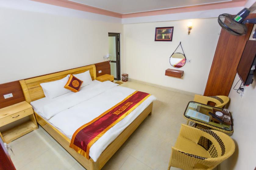 Phòng Deluxe Phòng Deluxe