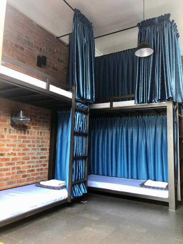 Giường Trong Phòng Ngủ Tập Thể Cho Cả Nam Và Nữ 6 Giường