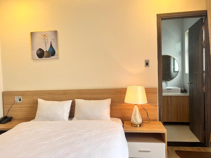 Phòng Deluxe Giường Đôi Có Ban Công Phòng Deluxe Giường Đôi Có Ban Công