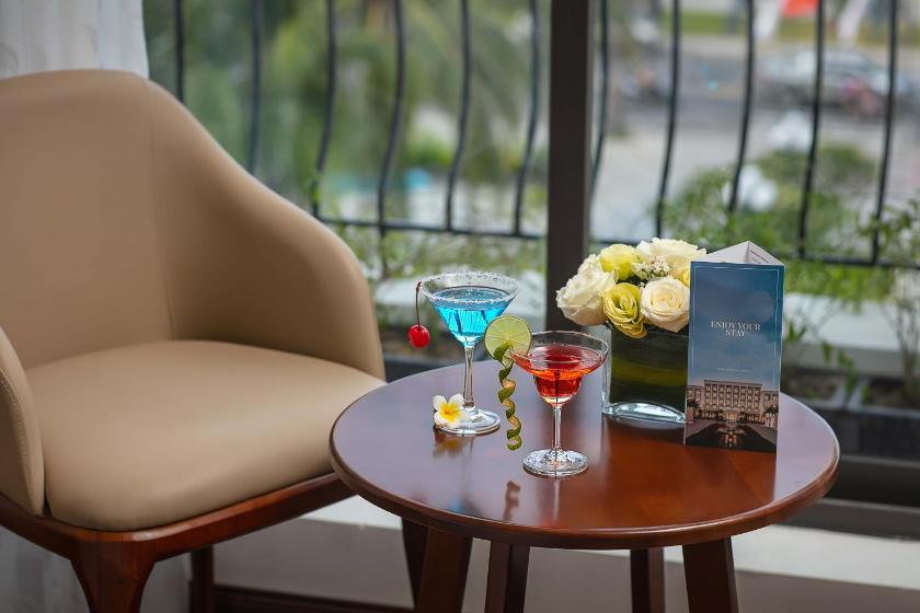 Phòng Deluxe Giường Đôi Nhìn Ra Biển