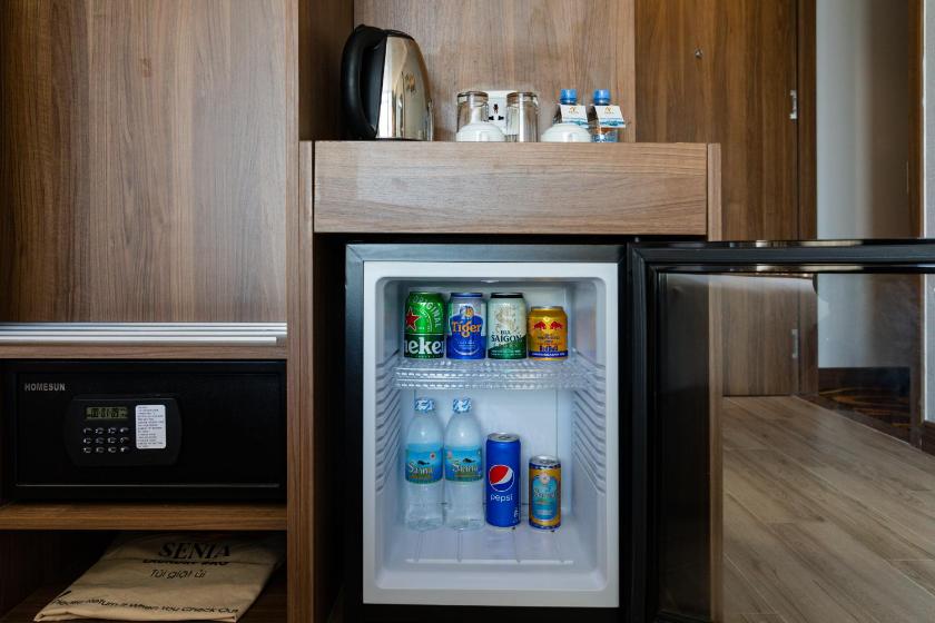 Phòng Deluxe Nhìn Ra Biển - Tầng Cao Phòng Deluxe Nhìn Ra Biển - Tầng Cao