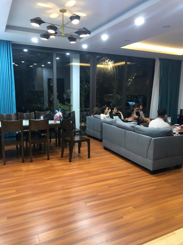 Biệt thự Tiêu chuẩn