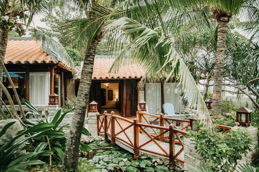 Bungalow - Nhìn Ra Bãi Biển