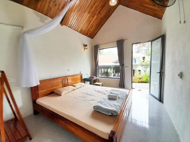 Phòng Tiêu Chuẩn 2 Giường Đơn Hướng Núi