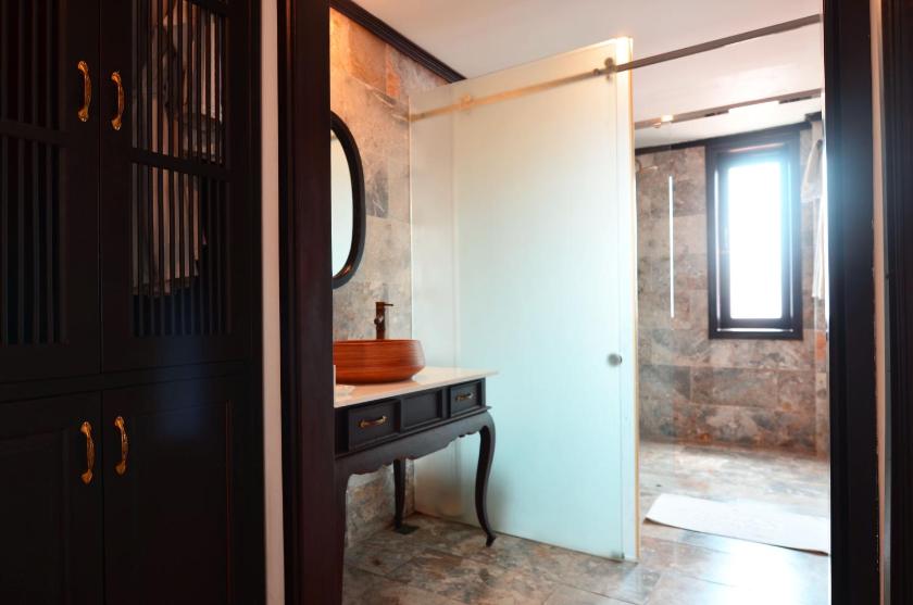 Phòng Deluxe 3 Người Nhìn ra Thành phố Phòng Deluxe 3 Người Nhìn ra Thành phố