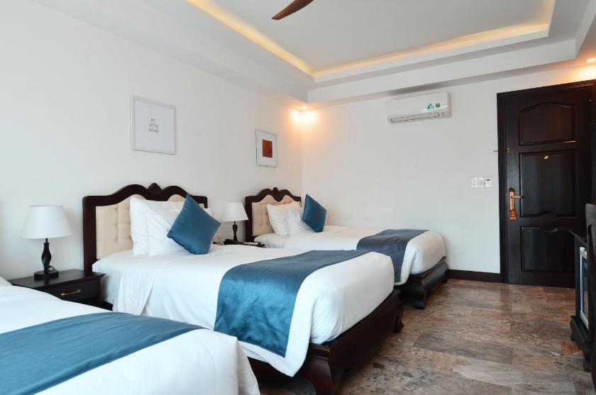 Phòng Deluxe 3 Người Nhìn ra Thành phố Phòng Deluxe 3 Người Nhìn ra Thành phố