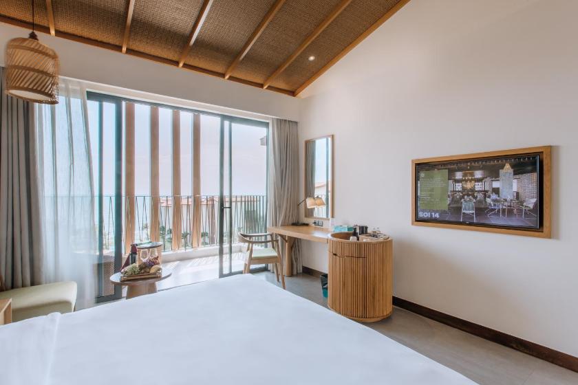 Phòng Premium Deluxe Có Giường Cỡ King Nhìn Ra Biển Phòng Premium Deluxe Có Giường Cỡ King Nhìn Ra Biển
