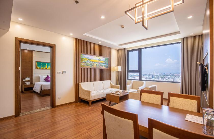 Suite Gia Đình Nhìn Ra Thành Phố Với Trà Chiều/Đợt Lưu Trú Suite Gia Đình Nhìn Ra Thành Phố Với Trà Chiều/Đợt Lưu Trú