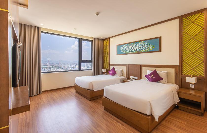 Suite Gia Đình Nhìn Ra Thành Phố Với Trà Chiều/Đợt Lưu Trú Suite Gia Đình Nhìn Ra Thành Phố Với Trà Chiều/Đợt Lưu Trú