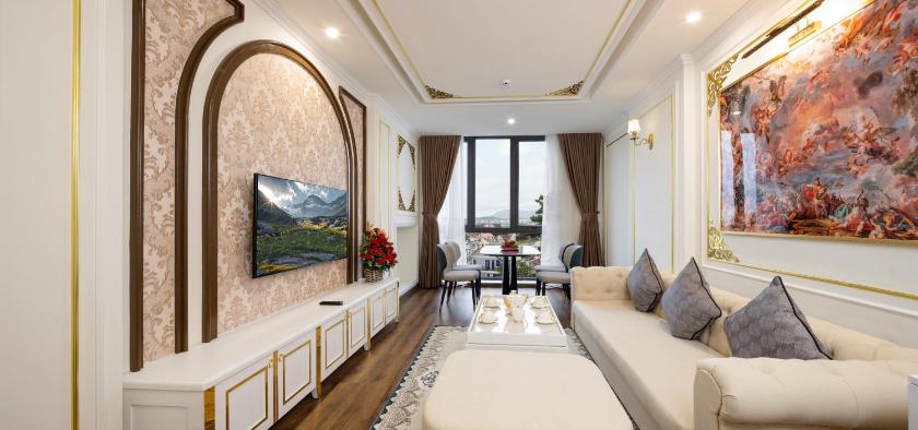 Suite Có Giường Cỡ King Suite Có Giường Cỡ King