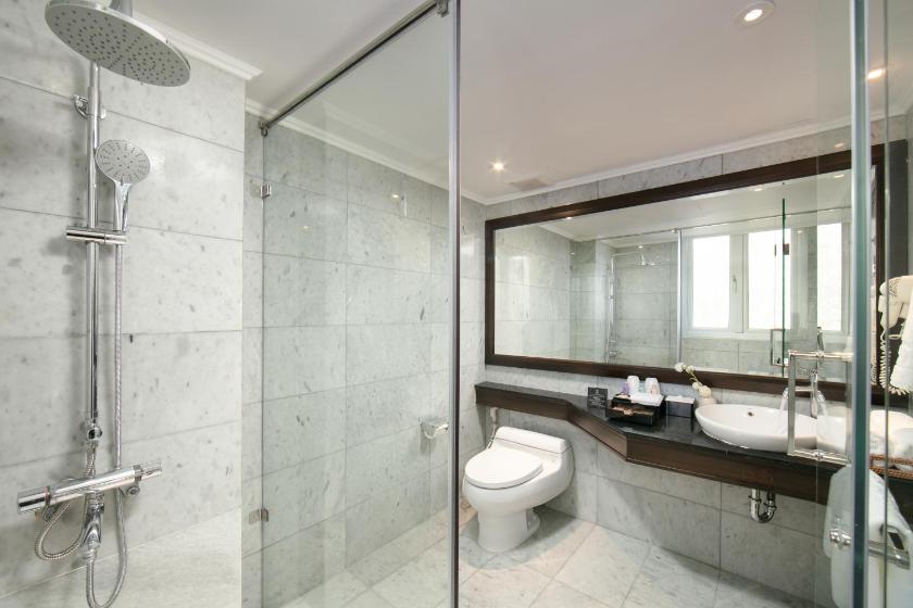 Junior Suite Balcony Street View | Free Minibar until 30 Sep 2024