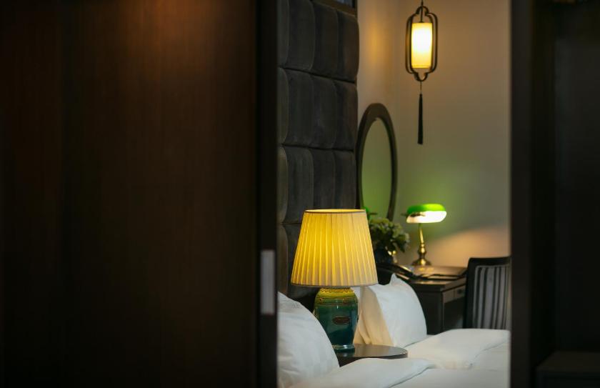 Phòng Executive 2 Giường Đơn Hướng Ra Nhà