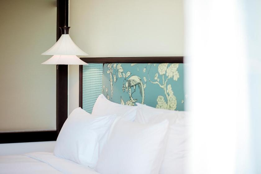 Suite Double Room with Balcony and River View Suite Double Room with Balcony and River View