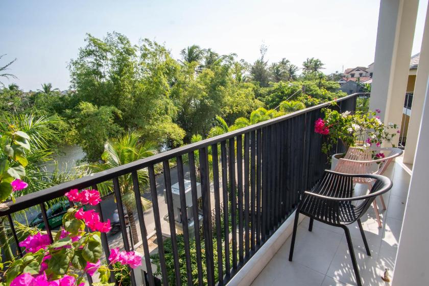 Phòng 2 giường đơn có ban công