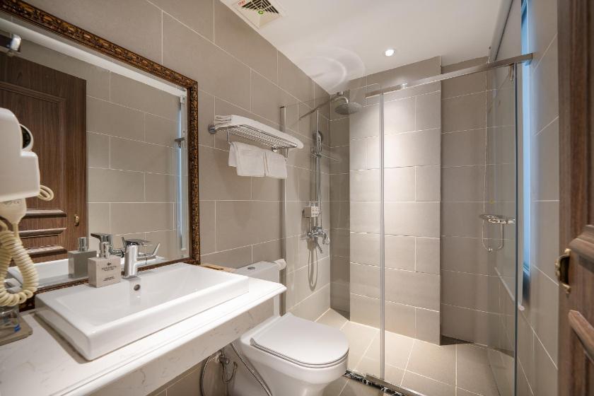 Phòng Superior Giường Đôi Với Cửa Sổ Phòng Superior Giường Đôi Với Cửa Sổ