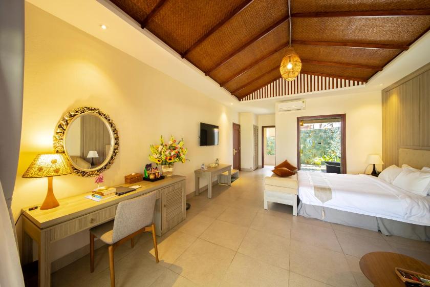 One Bed Room Villa Beach Front