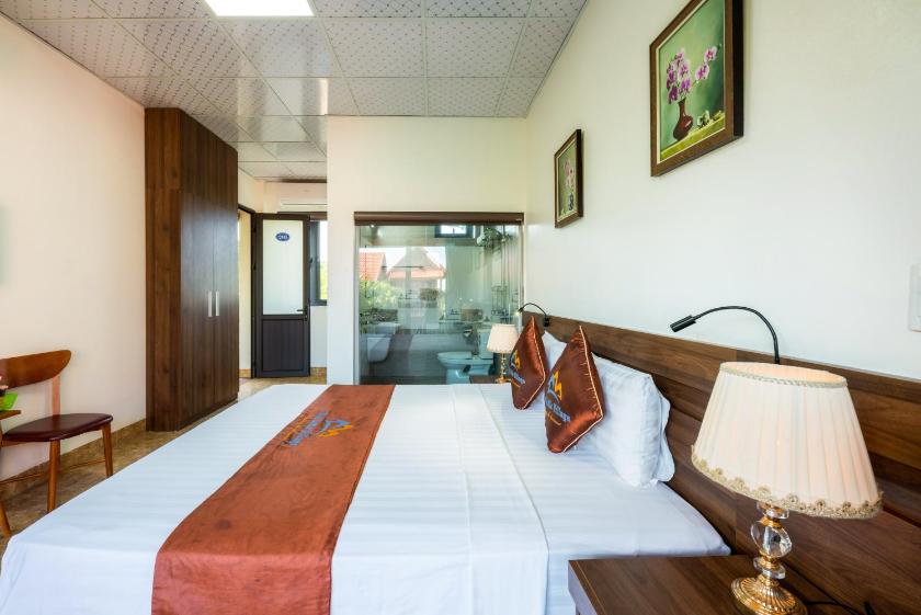 Phòng Deluxe Giường Đôi Có Ban Công Phòng Deluxe Giường Đôi Có Ban Công