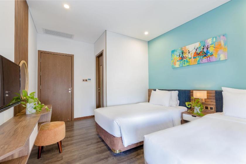 Căn Hộ 2 Phòng Ngủ Có Ban Công Nhìn Một Phần Ra Biển