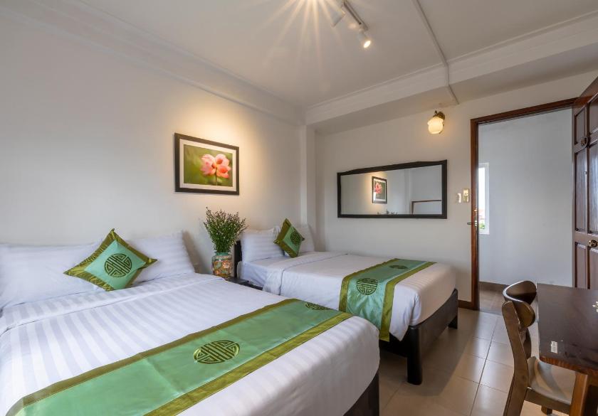 Phòng 2 Giường Đơn Nhìn Ra Thành Phố Phòng 2 Giường Đơn Nhìn Ra Thành Phố