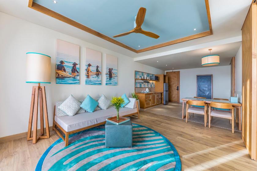 Căn Hộ Fusion 2 Phòng Ngủ Nhìn Ra Một Góc Biển