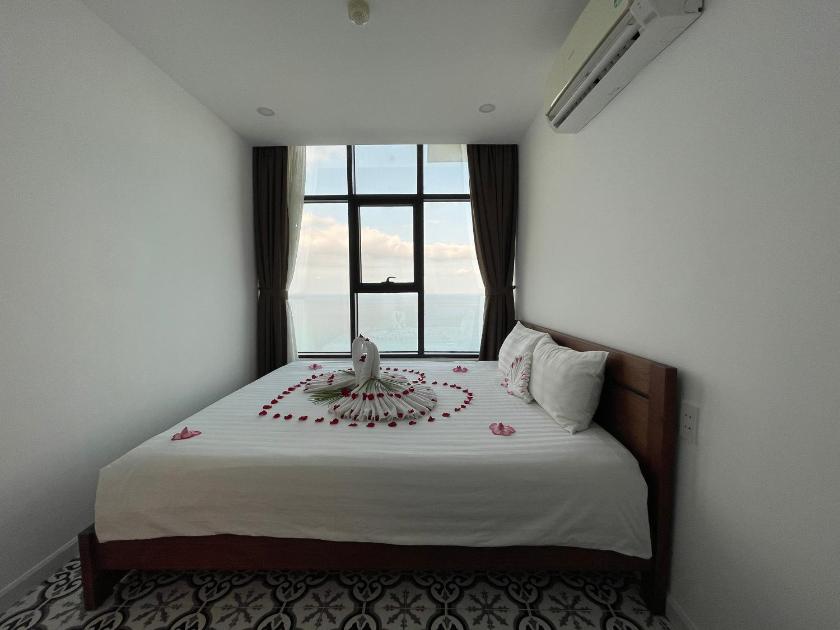 Căn Hộ Sang Trọng Với Quang Cảnh Đại Dương