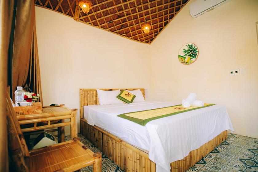 Phòng Có Giường Cỡ King Nhìn Ra Vườn Phòng Có Giường Cỡ King Nhìn Ra Vườn