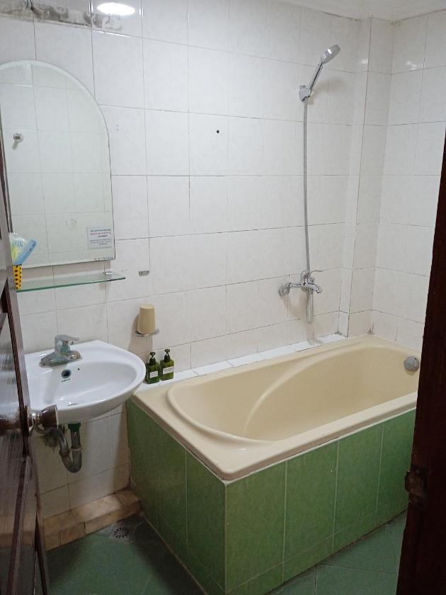 Phòng Deluxe Giường Đôi Có Ban Công