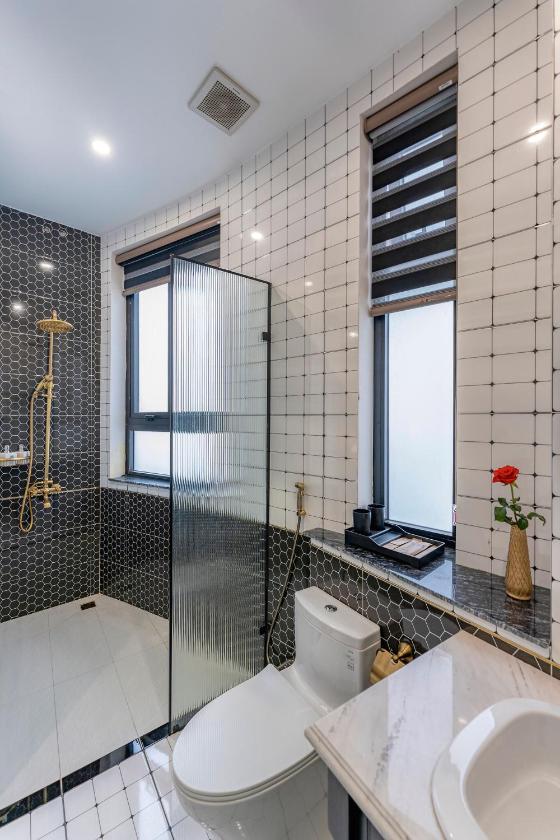 Phòng Deluxe Giường Đôi Có Ban Công Phòng Deluxe Giường Đôi Có Ban Công