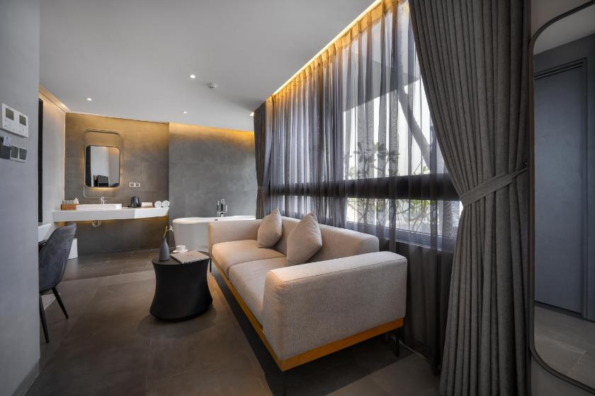 Suite Nhìn Ra Thành Phố