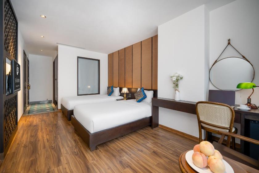 Phòng Deluxe 2 giường đơn với ban công Phòng Deluxe 2 giường đơn với ban công