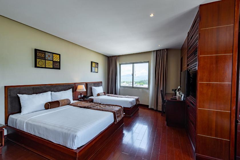 Suite Studio Suite Studio