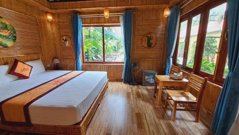 Phòng Có Giường Cỡ King Nhìn Ra Vườn Phòng Có Giường Cỡ King Nhìn Ra Vườn