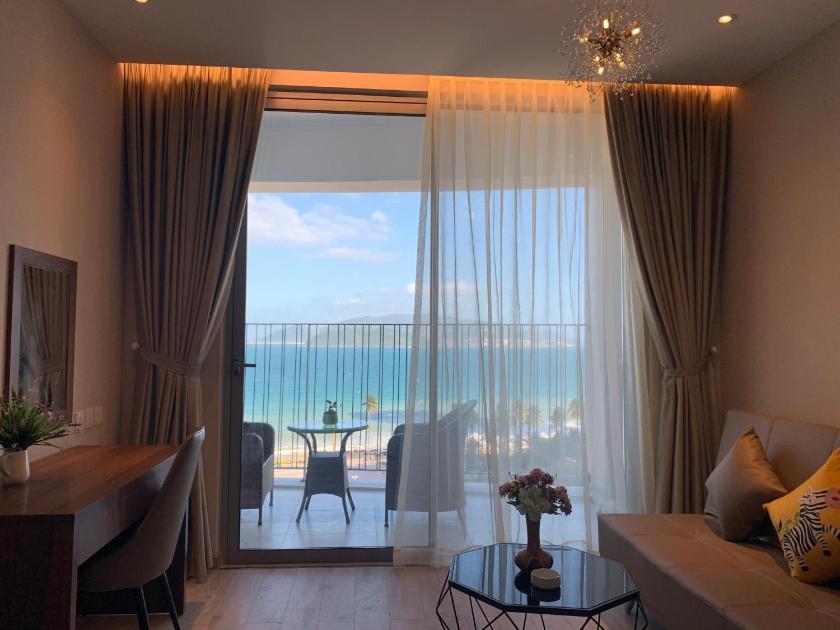 Phòng 4 Người Nhìn Ra Biển