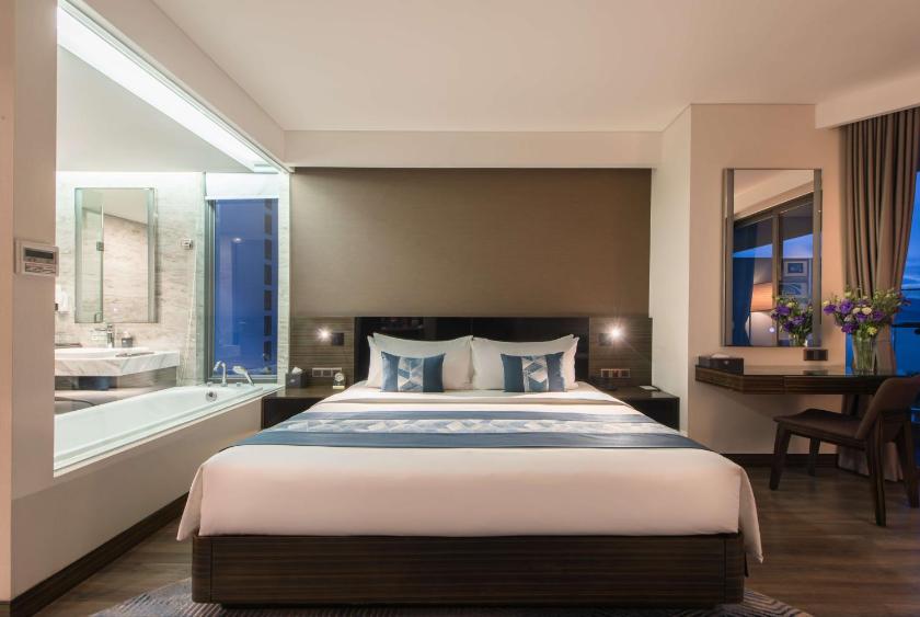 Phòng Executive có Giường Cỡ King, Tầm Nhìn Ra Biển Và Ban Công