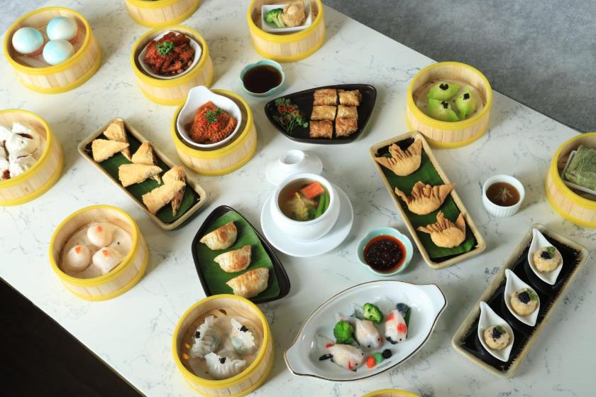 Phòng La Vela Deluxe Giường Đôi Với Tiệc Buffet Dimsum Và Phiếu Skybar