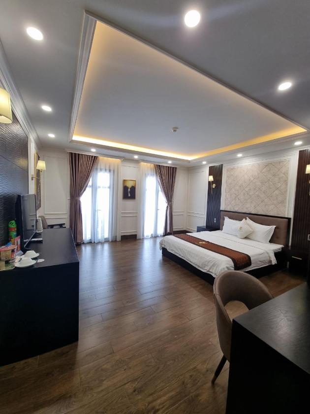 Phòng Có Giường Cỡ King Với Ban Công