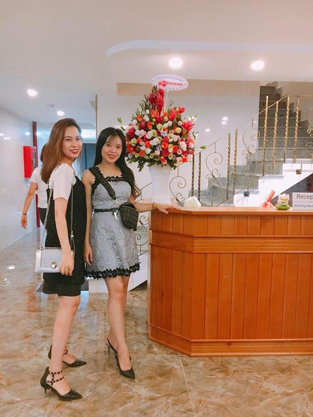 Phòng Deluxe Giường Đôi Có Ban Công Phòng Deluxe Giường Đôi Có Ban Công